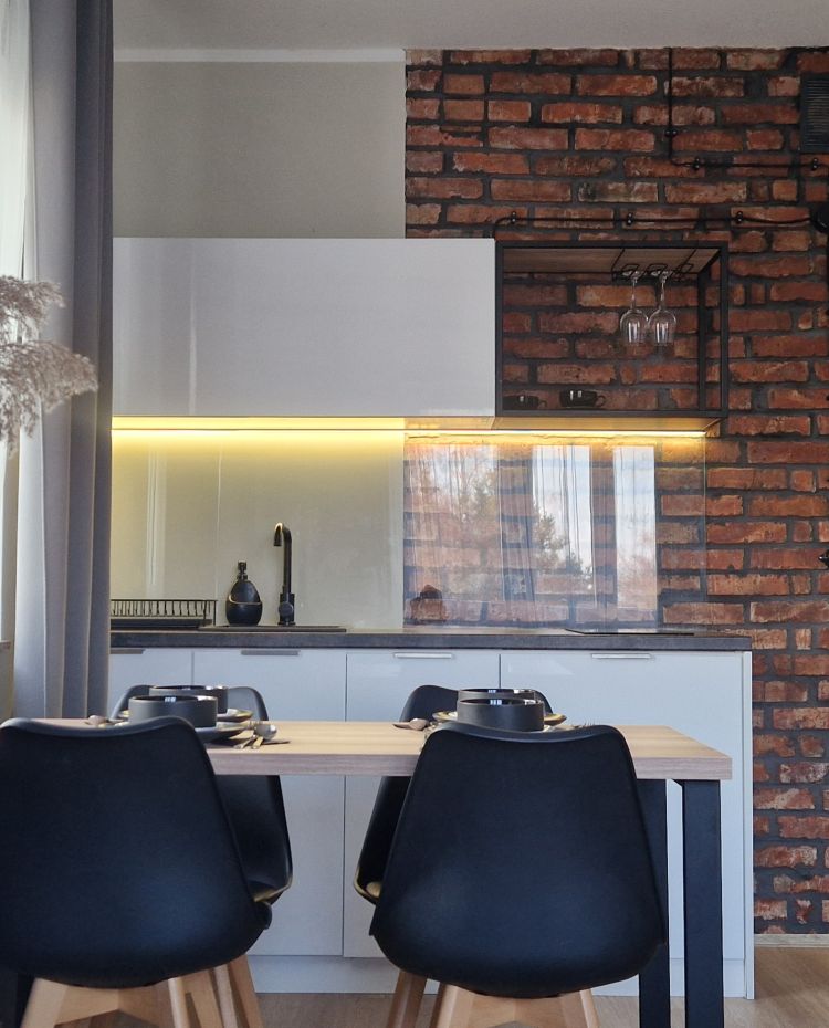 Apartament 102